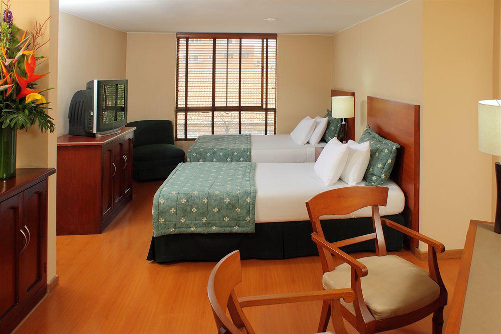 Hotel Estelar Suites Jones Bogotá Zimmer foto